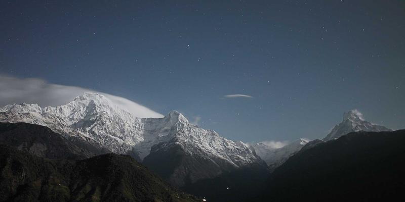 PoE交换机供电标准详解：如何为企业网络中的IP摄像头和AP提供稳定电力