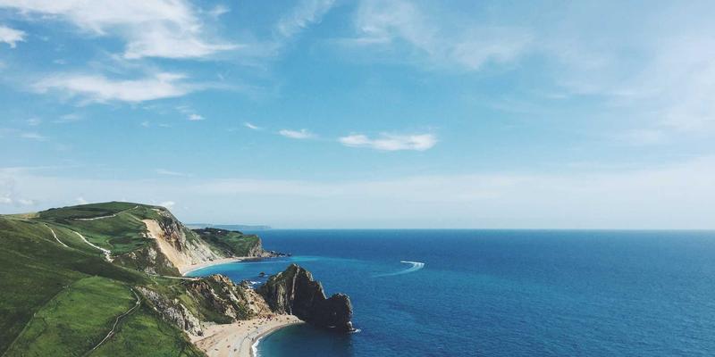 网腾科技解析：从堆叠到虚拟化，构建高可用企业网络设备冗余架构