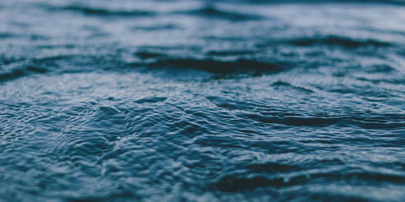 智能制造新引擎：精密直线导轨预紧力优化与振动抑制技术解析